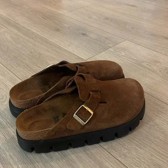 Birkenstock platform Brown Suede Clogs with Buckle - Picture 3 of 5